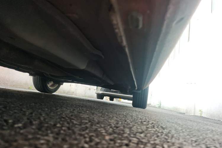 Used Volkswagen up! 2015 1.0L move up! Chassis Front Left