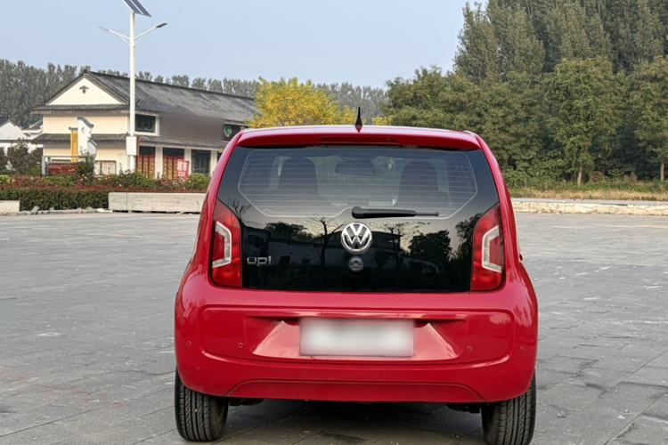 Used Volkswagen up! 2015 1.0L move up! Exterior 5