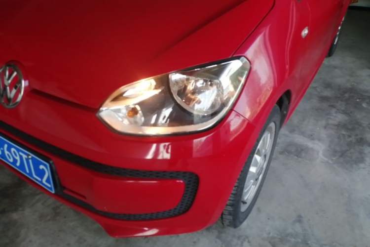 Used Volkswagen up! 2015 1.0L move up! Left Front Headlight