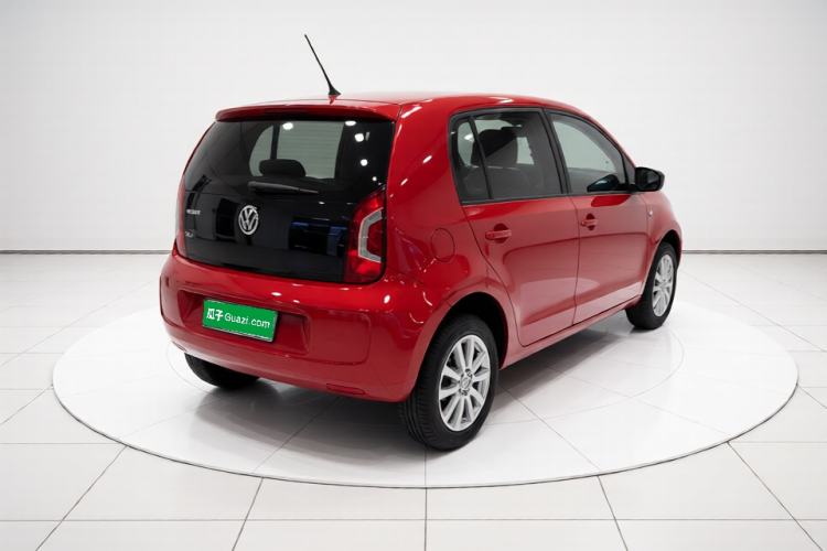 Used Volkswagen up! 2015 1.0L move up! Rear Right 45 Deg
