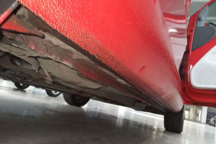 Used Volkswagen up! 2015 1.0L move up! Right Side Sill
