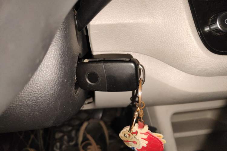 Used Volkswagen up! 2015 1.0L move up! Vehicle Key