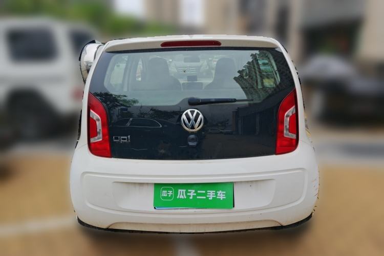 Used Volkswagen up! 2015 1.0L move up! Exterior 4