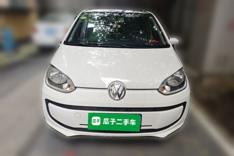 Used Volkswagen up! 2015 1.0L move up! Front
