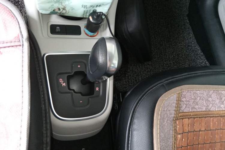 Used Volkswagen up! 2015 1.0L move up! Gear Lever