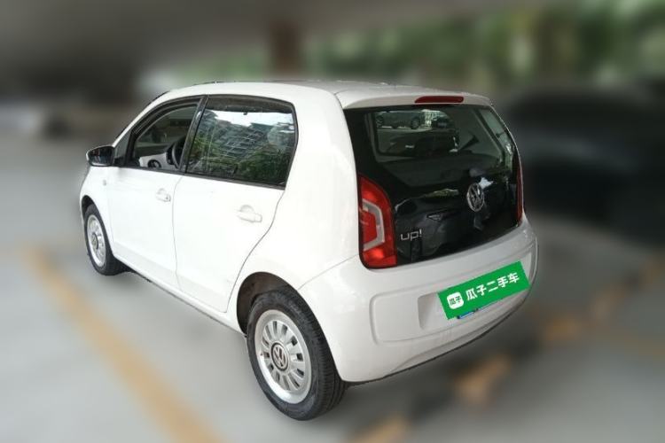 Used Volkswagen up! 2015 1.0L move up! Rear Left 45 Deg