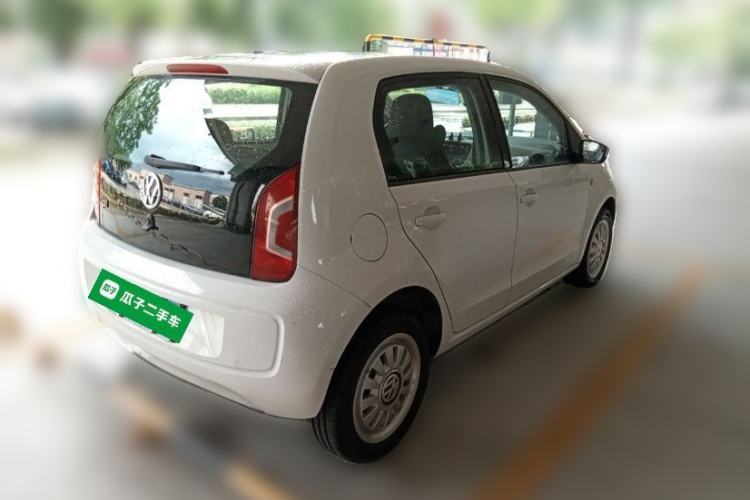 Used Volkswagen up! 2015 1.0L move up! Rear Right 45 Deg