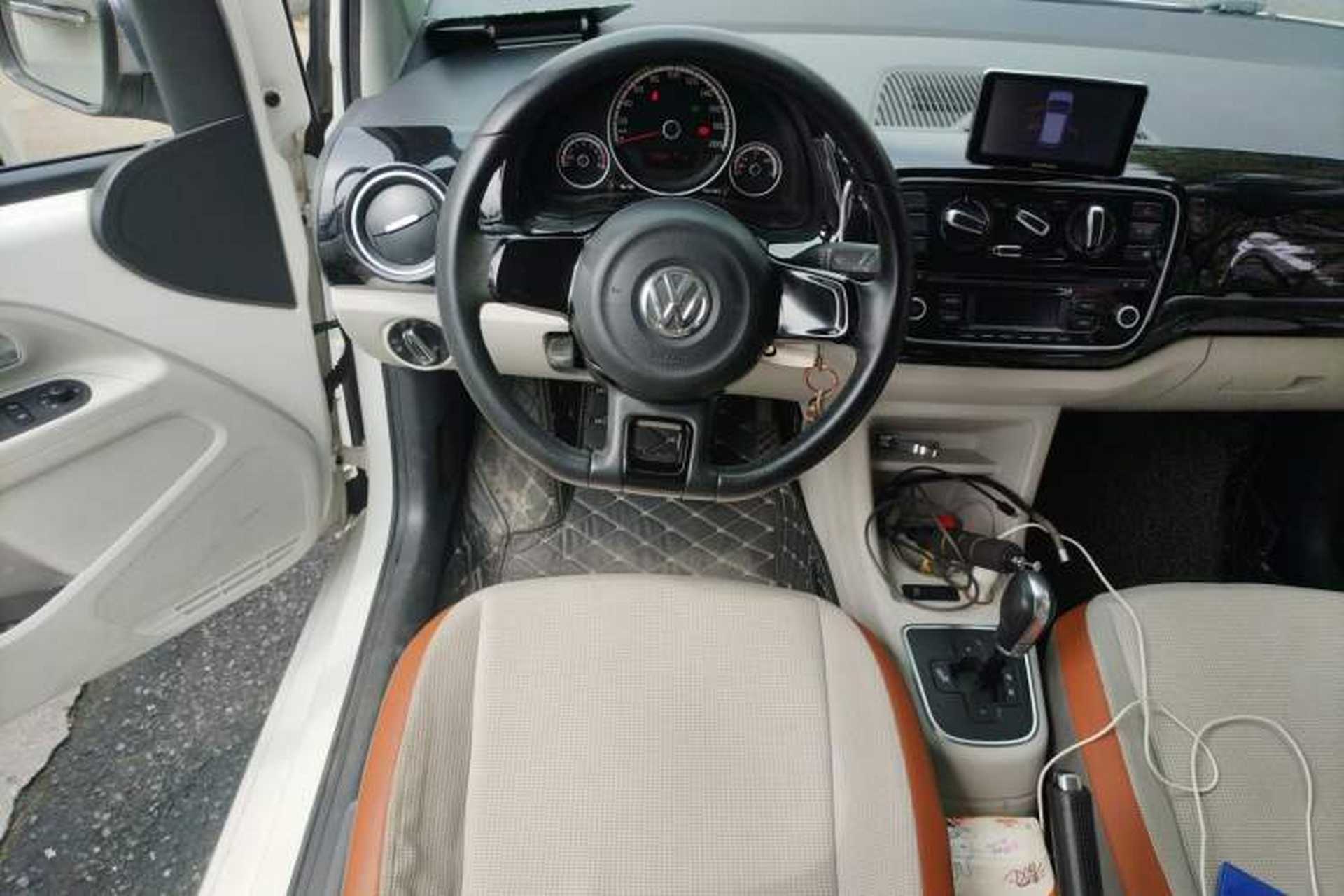 Used Volkswagen up! 2015 1.0L go high! Steering Wheel
