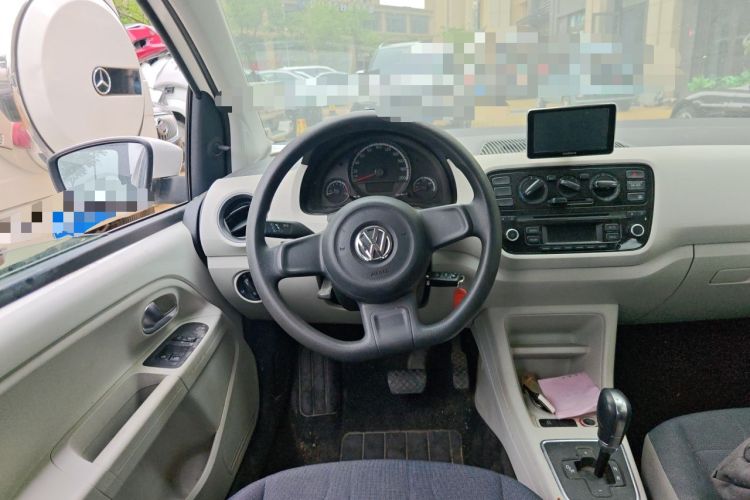 Used Volkswagen up! 2015 1.0L move up! Steering Wheel