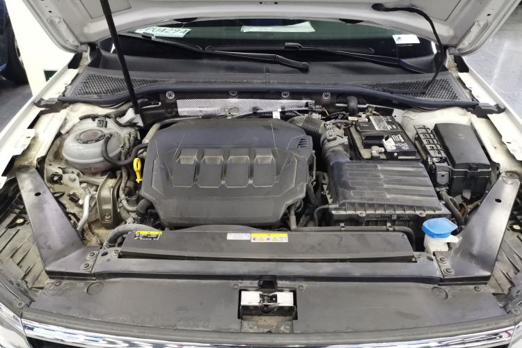 Used Volkswagen Variant 2021 2.0T Comfort Edition Engine Bay