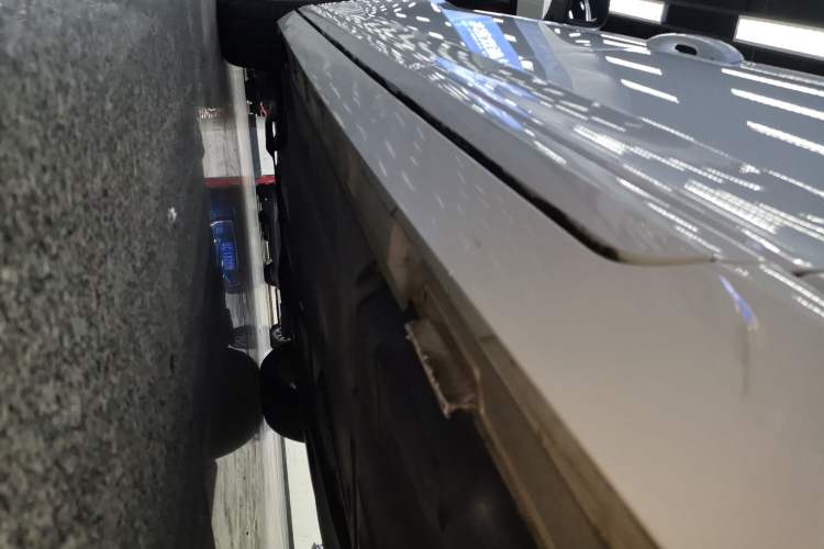 Used Volkswagen Variant 2021 2.0T Comfort Edition Left Side Sill