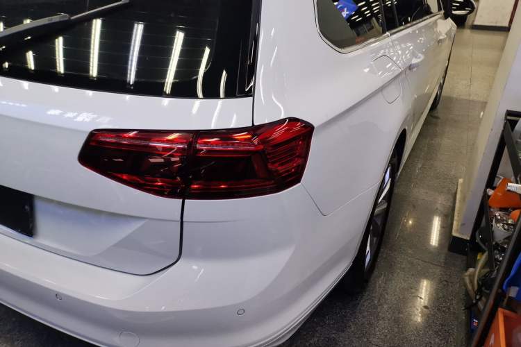 Used Volkswagen Variant 2021 2.0T Comfort Edition Right Rear Taillight