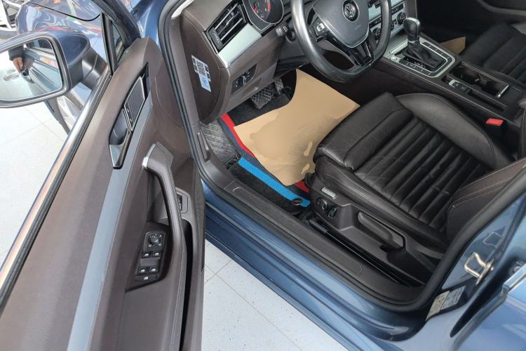 Used Volkswagen Variant 2016 280TSI Two-Wheel-Drive Comfort Edition Driver Seat