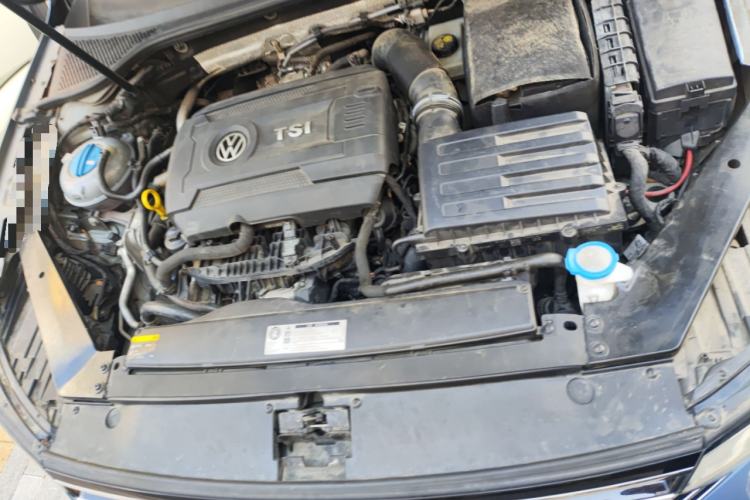 Used Volkswagen Variant 2016 380TSI Two-Wheel-Drive Style Edition Engine Bay