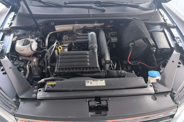 Used Volkswagen Variant 2016 280TSI Two-Wheel-Drive Comfort Edition Engine Bay