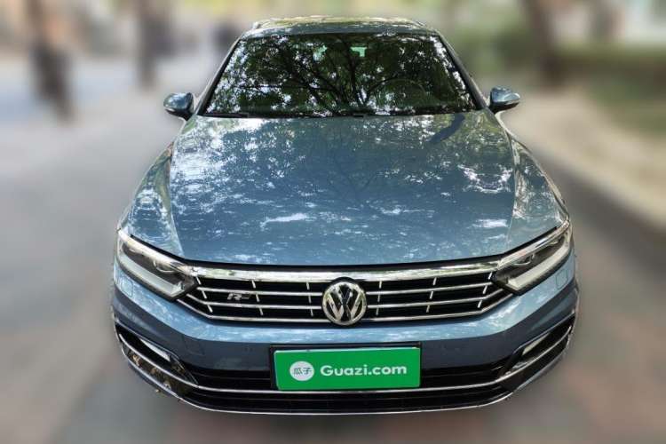 Used Volkswagen Variant 2016 380TSI Two-Wheel Drive R-Line Version Front