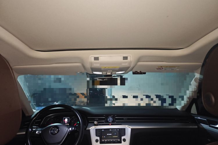 Used Volkswagen Variant 2016 380TSI Two-Wheel-Drive Style Edition Headliner