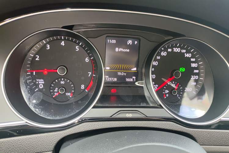 Used Volkswagen Variant 2016 380TSI Two-Wheel-Drive Style Edition Instrument Cluster