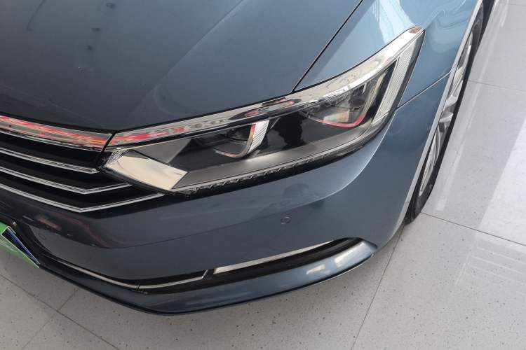 Used Volkswagen Variant 2016 280TSI Two-Wheel-Drive Comfort Edition Left Front Headlight