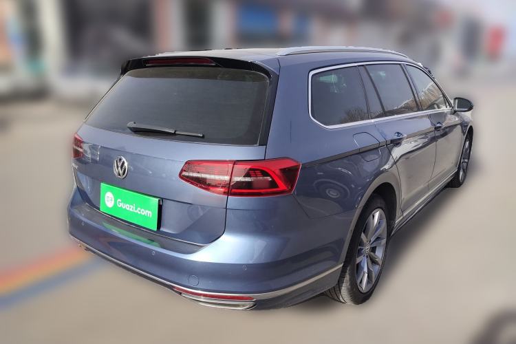 Used Volkswagen Variant 2016 380TSI Two-Wheel Drive R-Line Version Rear Right 45 Deg
