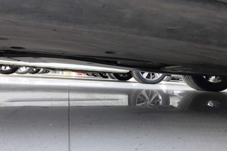 Used Volkswagen Variant 2016 280TSI Two-Wheel-Drive Comfort Edition Right Side Sill