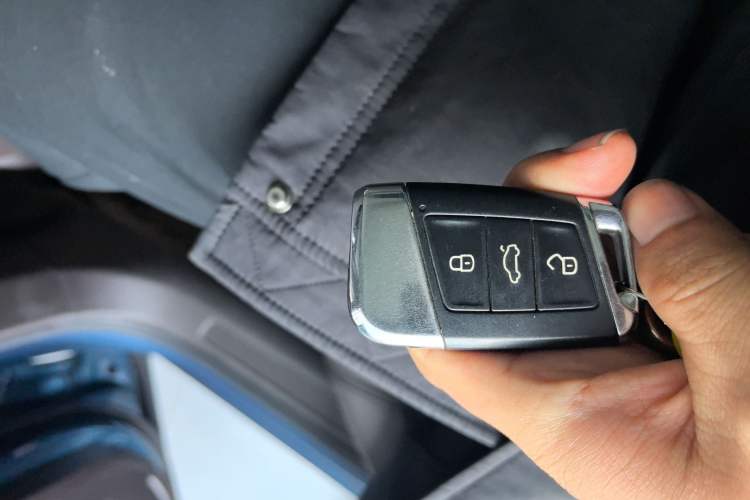 Used Volkswagen Variant 2016 280TSI Two-Wheel-Drive Comfort Edition Vehicle Key
