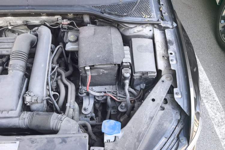 Used Volkswagen Variant 2016 280TSI Two-Wheel-Drive Comfort Edition Engine Bay Left