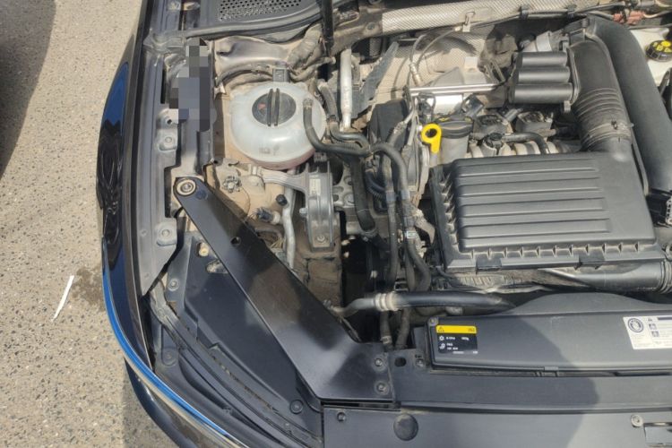 Used Volkswagen Variant 2016 280TSI Two-Wheel-Drive Comfort Edition Engine Bay Right