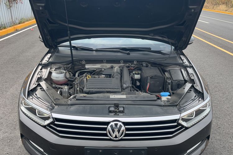 Used Volkswagen Variant 2016 280TSI Two-Wheel-Drive Comfort Edition Engine Bay