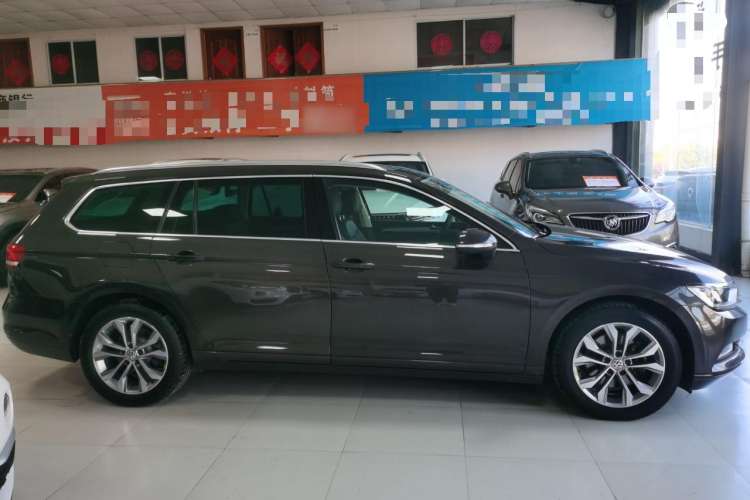Used Volkswagen Variant 2016 280TSI Two-Wheel-Drive Comfort Edition Exterior 2