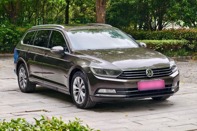 Used Volkswagen Variant 2016 280TSI Two-Wheel-Drive Comfort Edition Exterior 2
