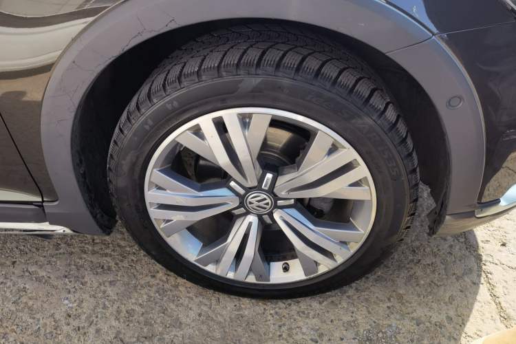 Used Volkswagen Variant 2016 380TSI Four-Wheel Drive Longitudinal Version Exterior 7