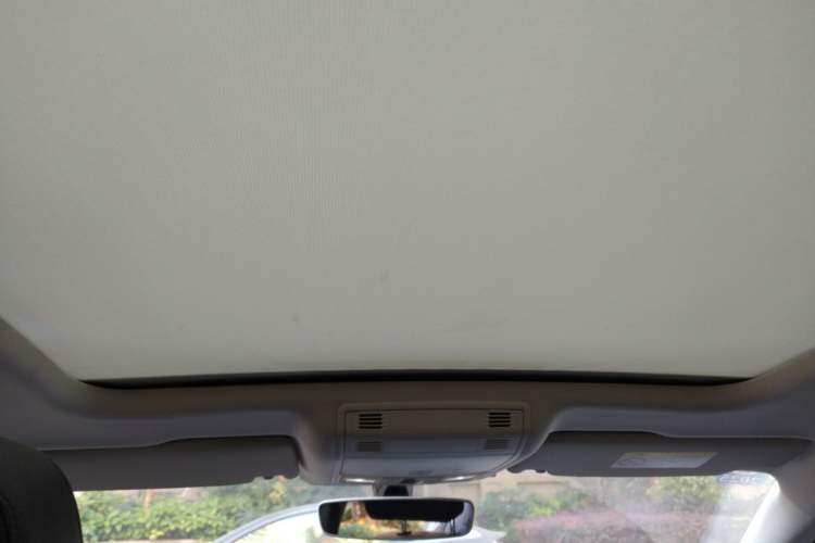 Used Volkswagen Variant 2016 380TSI Two-Wheel-Drive Style Edition Headliner