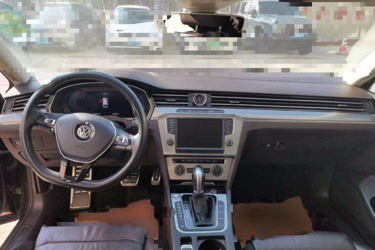 Used Volkswagen Variant 2016 380TSI Four-Wheel Drive Longitudinal Version Interior 2