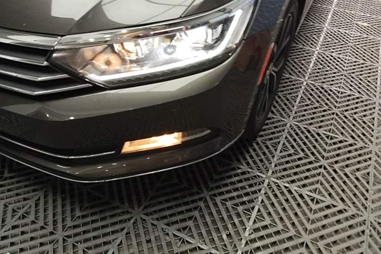 Used Volkswagen Variant 2016 380TSI Two-Wheel-Drive Style Edition Left Front Headlight