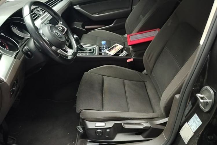 Used Volkswagen Variant 2016 380TSI Two-Wheel-Drive Style Edition Left Front Seat