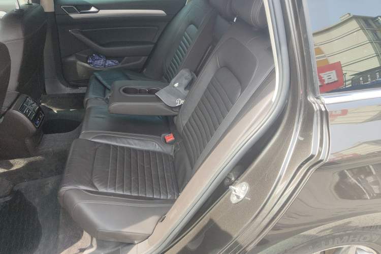 Used Volkswagen Variant 2016 280TSI Two-Wheel-Drive Comfort Edition Left Rear Seat