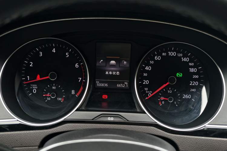Used Volkswagen Variant 2016 280TSI Two-Wheel-Drive Comfort Edition Odometer Close Up