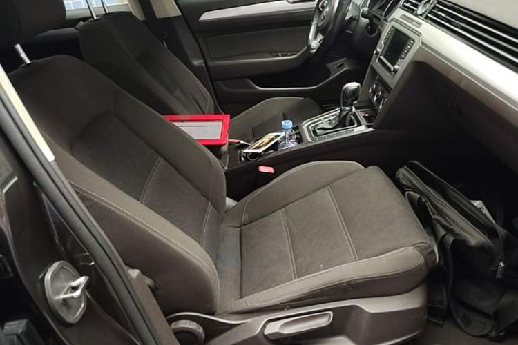Used Volkswagen Variant 2016 380TSI Two-Wheel-Drive Style Edition Right Front Seat
