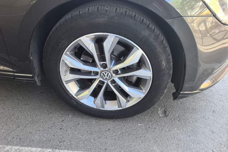 Used Volkswagen Variant 2016 280TSI Two-Wheel-Drive Comfort Edition Right Front Wheel Hub