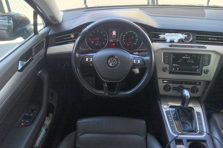 Used Volkswagen Variant 2016 280TSI Two-Wheel-Drive Comfort Edition Steering Wheel