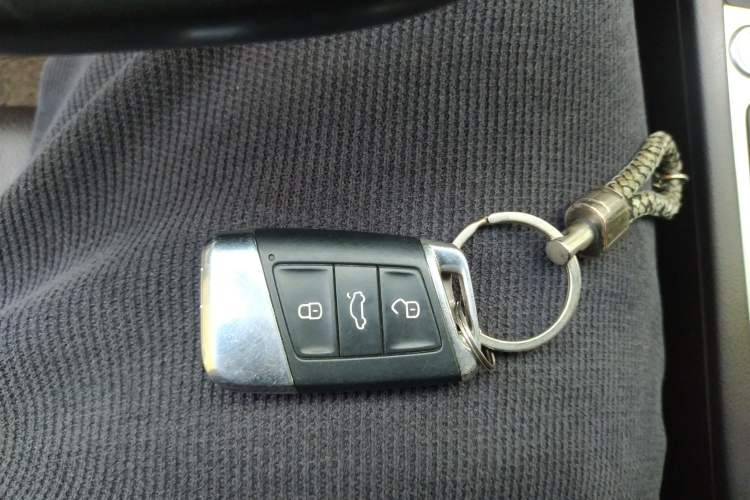 Used Volkswagen Variant 2016 380TSI Two-Wheel-Drive Style Edition Vehicle Key