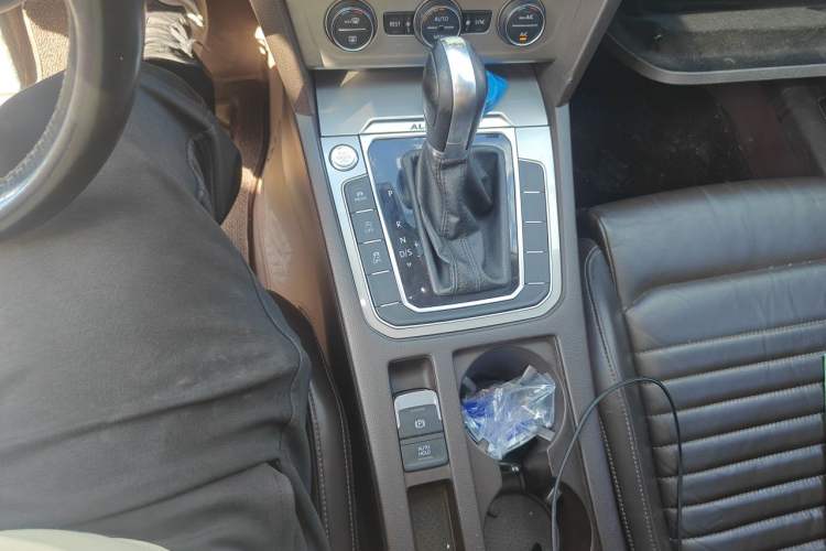 Used Volkswagen Variant 2016 380TSI Four-Wheel Drive Longitudinal Version Gear Lever