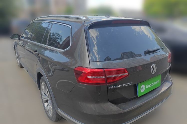 Used Volkswagen Variant 2016 380TSI Four-Wheel Drive Longitudinal Version Rear Left 45 Deg