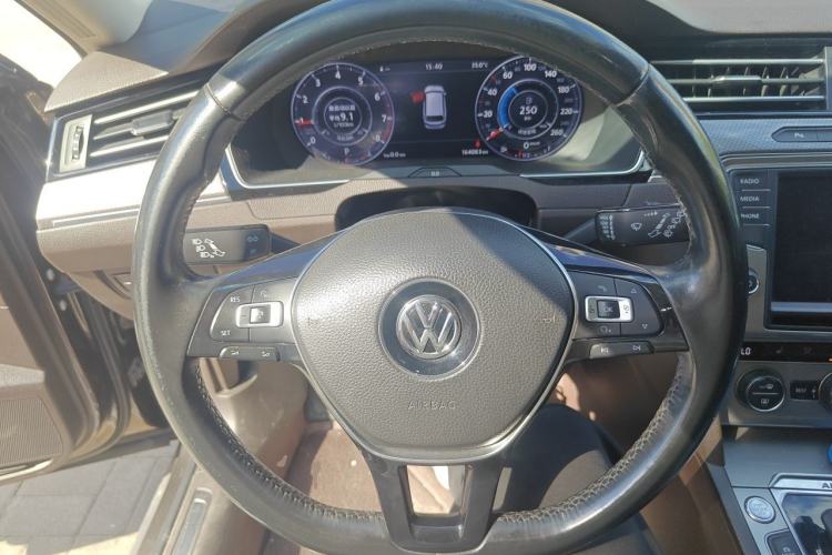 Used Volkswagen Variant 2016 380TSI Four-Wheel Drive Longitudinal Version Steering Wheel