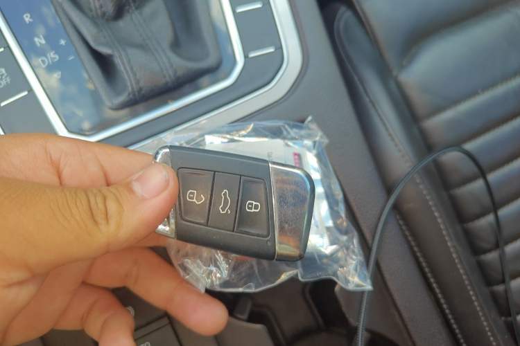 Used Volkswagen Variant 2016 380TSI Four-Wheel Drive Longitudinal Version Vehicle Key