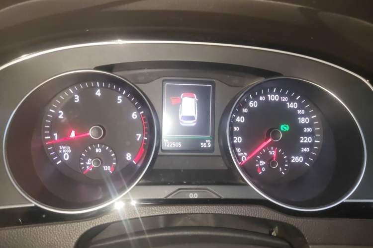 Used Volkswagen Variant 2016 280TSI Two-Wheel-Drive Comfort Edition Instrument Cluster