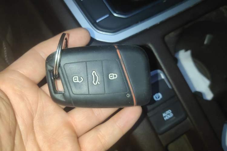 Used Volkswagen Variant 2016 280TSI Two-Wheel-Drive Comfort Edition Vehicle Key