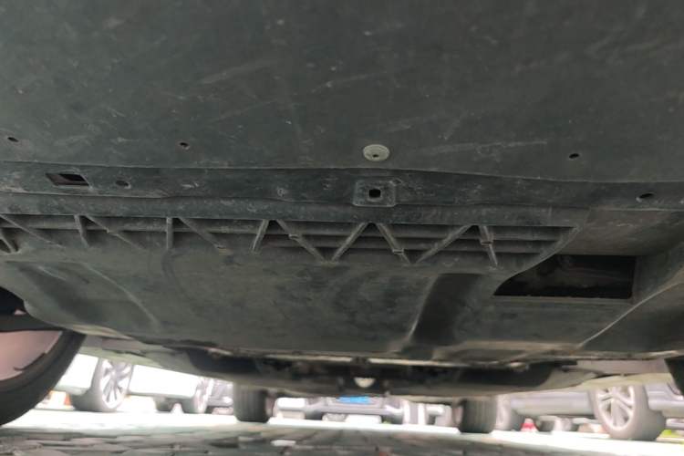 Used Volkswagen Variant 2016 380TSI Two-Wheel Drive R-Line Version Chassis Front