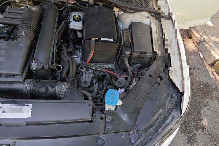 Used Volkswagen Variant 2016 280TSI Two-Wheel-Drive Comfort Edition Engine Bay Left